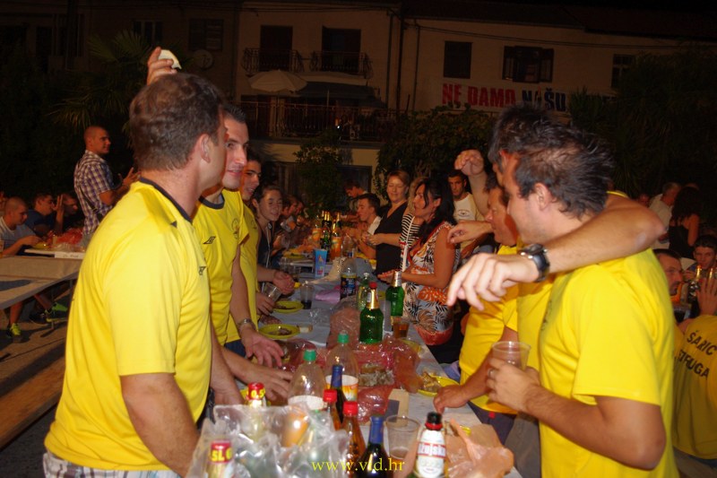 Nocprvaka2012 (10)